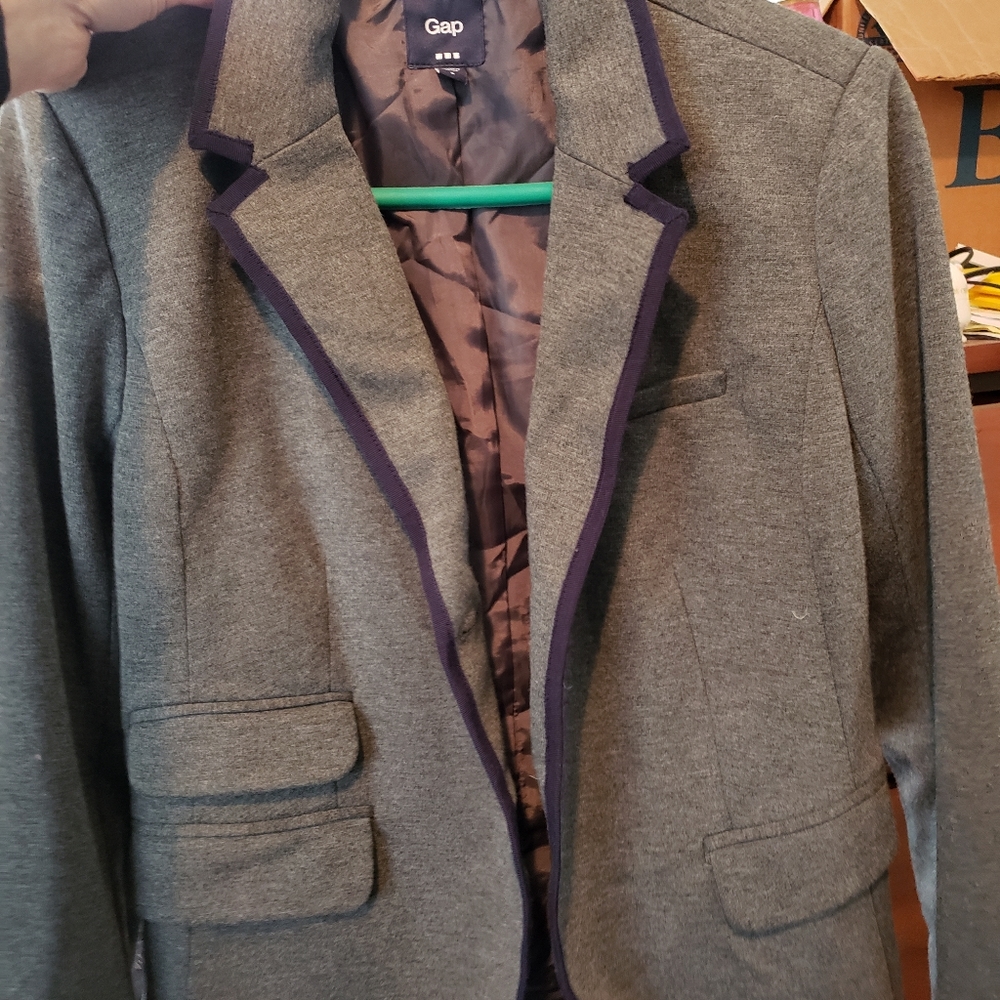 Blazer - Picture 4 of 5